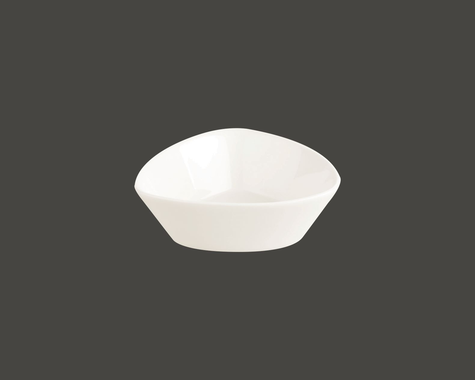 OPTB10 Салатник треугольный  d=10см., (0.155л)15.5 cl., фарфор, Minimax, RAK Porcelain, ОАЭ